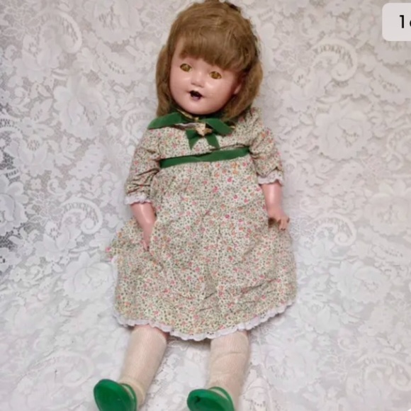 1920-30s 28in Composition Doll in Printed Floral Dress and Green Shoes - Picture 1 of 12